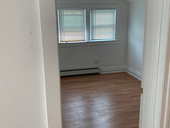 5th image of 159 Alabama Ave Floor 2