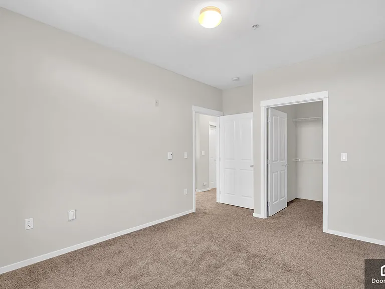 118 107th Ave NE #407 — Photo 18
