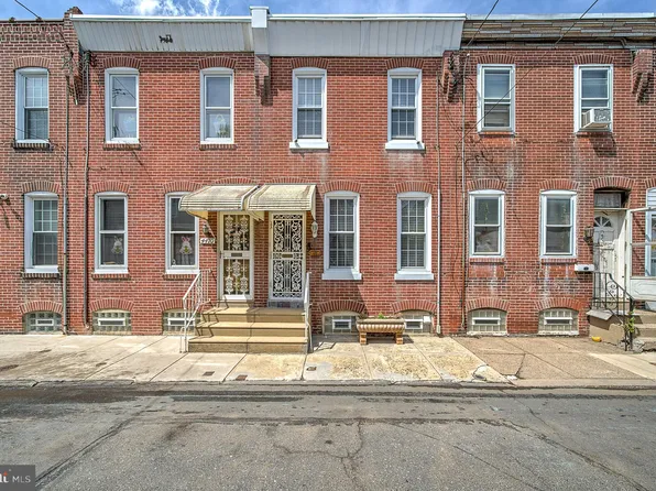 4472 Livingston St, Philadelphia, PA 19137