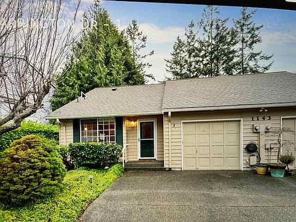 2nd image of 1143 SW Barrington Dr #1