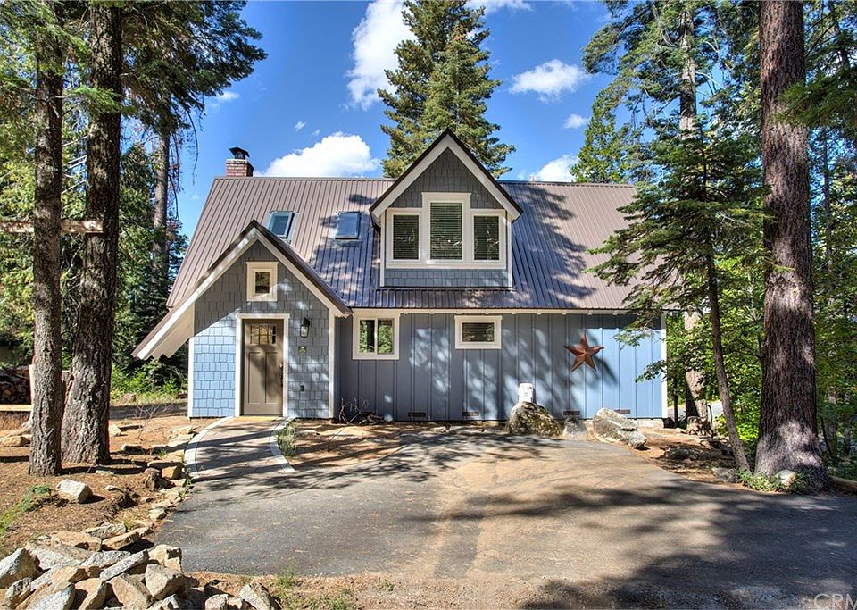 2nd image of 7432 Yosemite Park Way