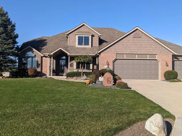 1518 Bell Brook Ct, Bluffton, IN 46714