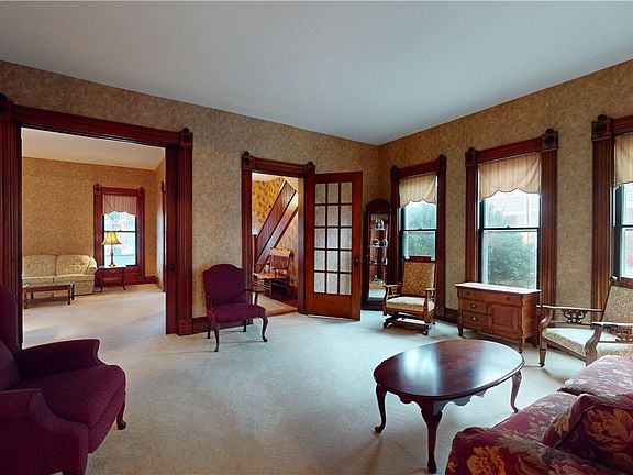 5th image of 428 Park Ave