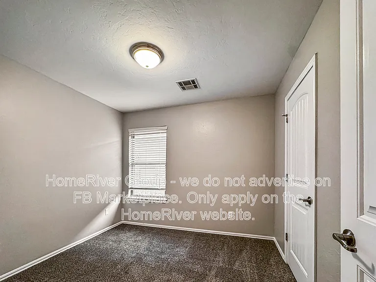 1729 Everglade Ct — Photo 15