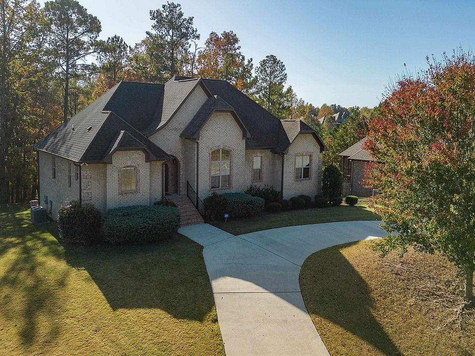 1st image of 136 Deer Chase Dr