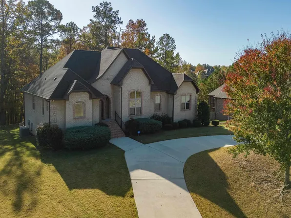 136 Deer Chase Dr, Chelsea, AL 35043