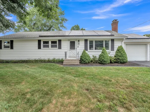 227 Church Ave, Northbridge, MA 01534