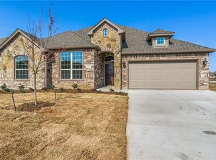 2728 Elmwood Dr, Burleson, TX 76028