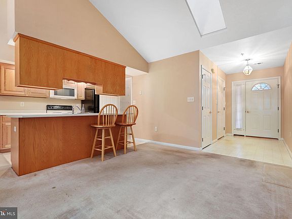 3rd image of 1607 Langley Dr
