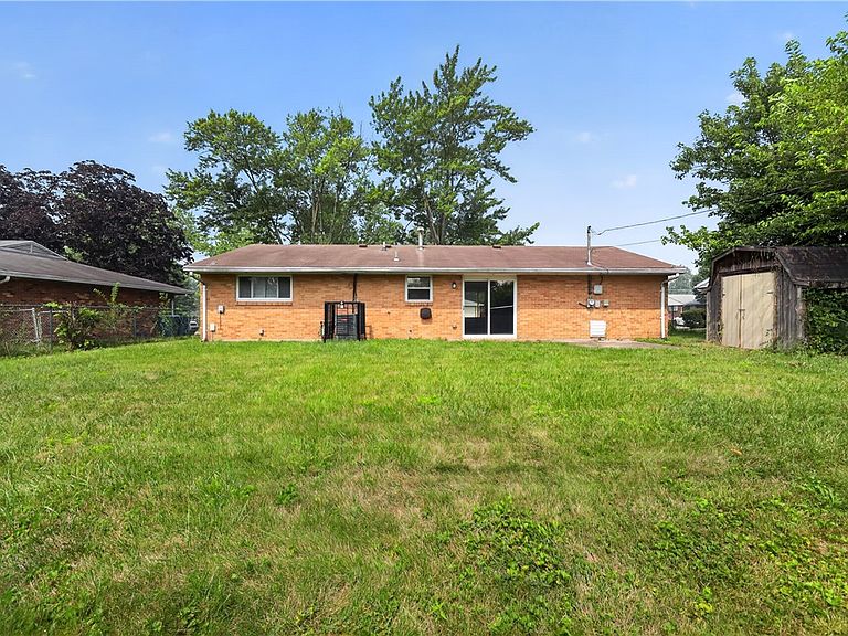 Listing photo 5