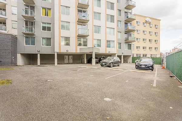 Rented by Guardeum Management LLC  | media 21