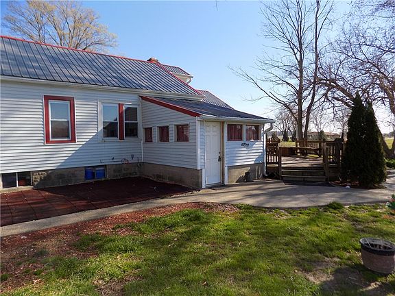 3rd image of 8938 E County Road 200 N