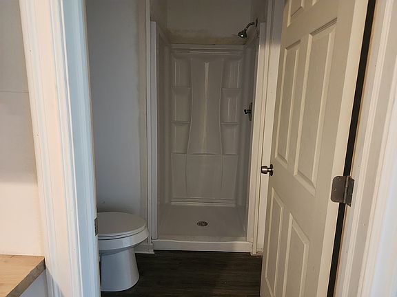 4th image of 578 Howard St Rear 2