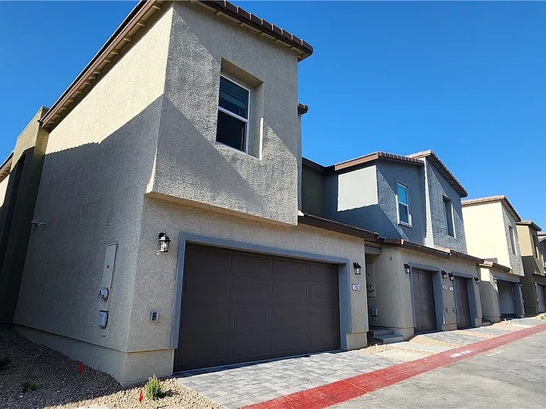 7953 Whisper Words Ave — Photo 2