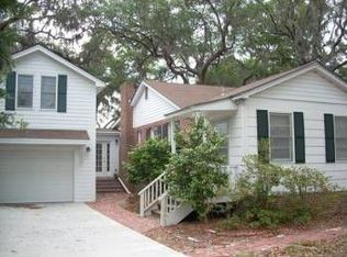 2419 Pigeon Point Rd, Beaufort, SC 29902
