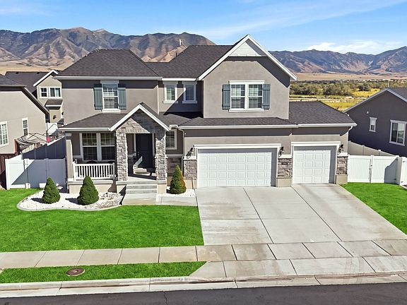 3rd image of 5686 N Duke Ln