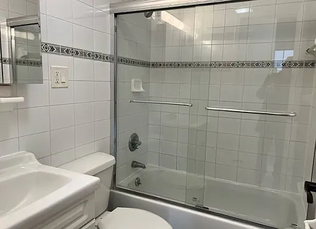 27-10 Astoria Blvd #4D — Photo 10