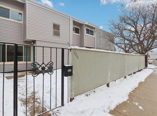 East Bluff, Madison, WI 53704