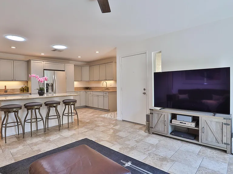 1421 Sunflower Cir N #1421 — Photo 16