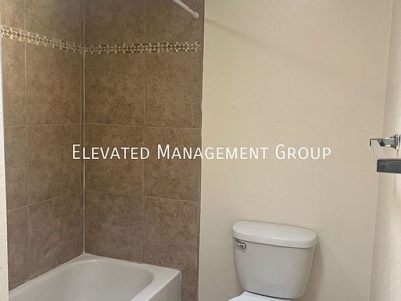 5th image of 1301 Dickerson Dr SE APT A