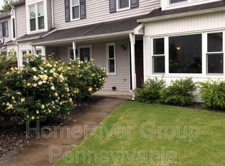 7 Nottingham Dr, Mechanicsburg, PA 17050