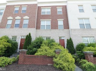 22702 Parkland Farms Ter, Ashburn, VA 20148