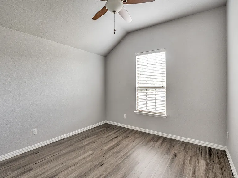 1608 Emma Pearl Ln — Photo 22