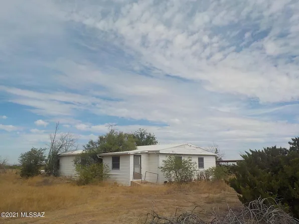 8355 S Kansas Settlement Rd, Willcox, AZ 85643