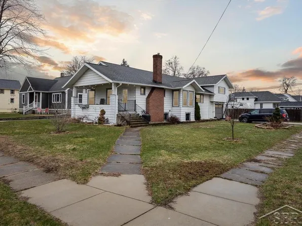 306 S Elm St, Hemlock, MI 48626