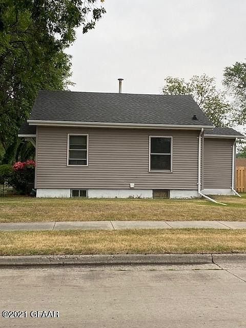 2nd image of 1319 6th Ave N