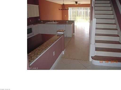3rd image of 1252 Oxford Ln #7