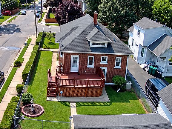 4th image of 1000 Vine St
