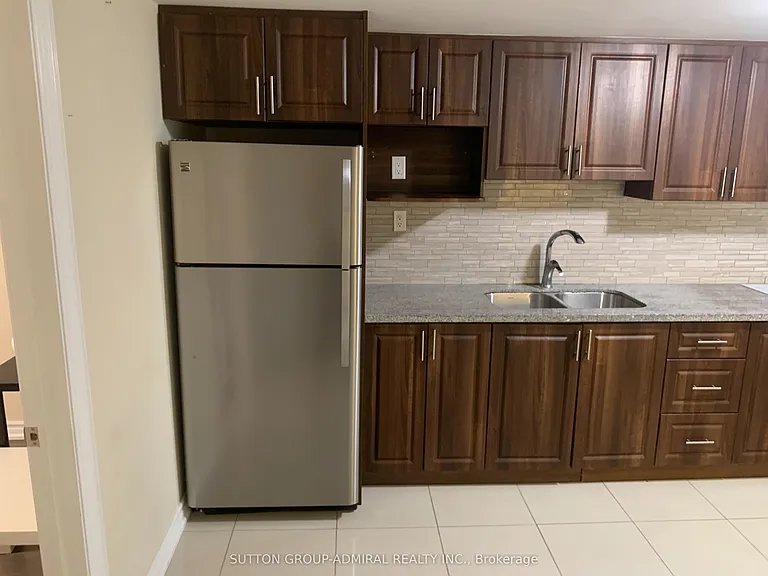 5 Coventry Ct #BASEMENT — Photo 7