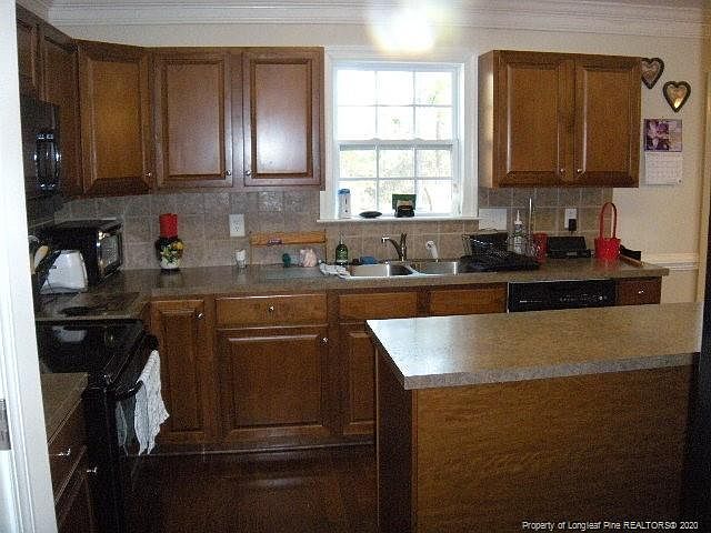 2nd image of 68 Germantown Rd