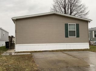 1834 Garden St, Monroe, MI 48161