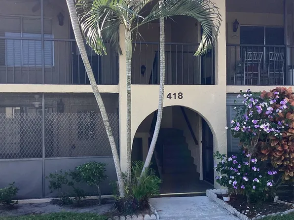 418 Pine Glen Lane #C-2, Greenacres, FL 33463