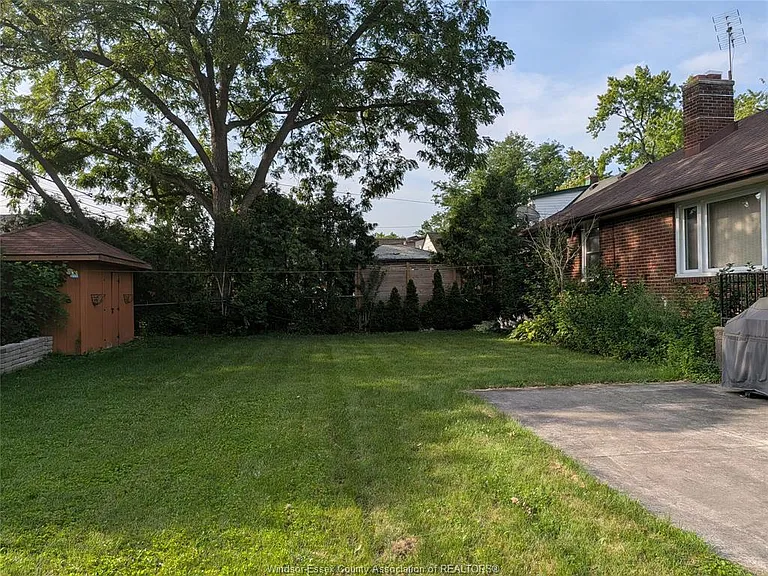 3130 Academy Dr — Photo 14
