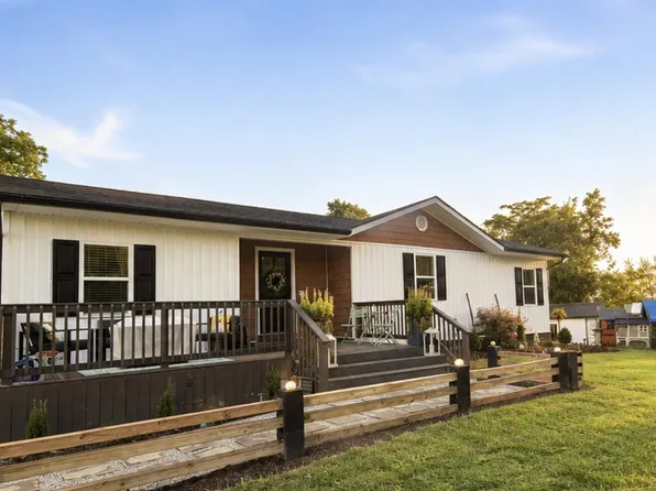 1045 Baxter Ridge Rd, Lawrenceburg, KY 40342