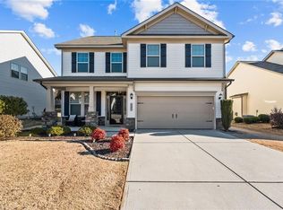 521 Applecross Dr, Mebane, NC 27302