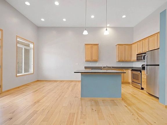 3rd image of 2772 135th St W