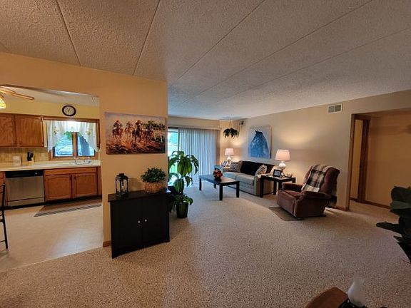 5th image of 10985 S 84th Ave APT 1A