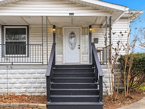 3rd image of 4639 Bellevue Ave