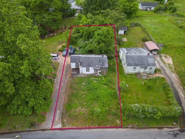 2526 Center St NW, Atlanta, GA 30318
