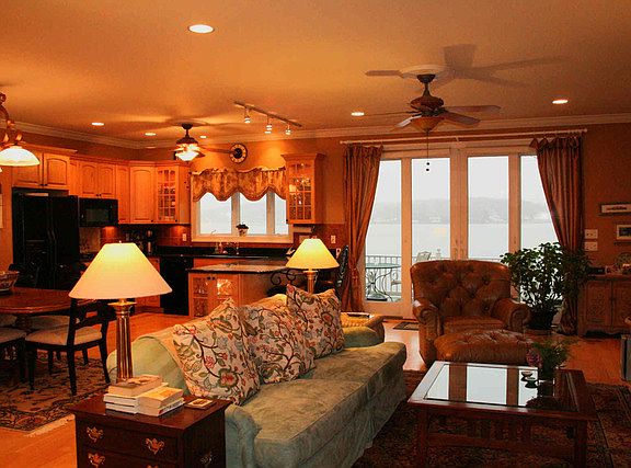 2nd image of 7 Lakeland Dr