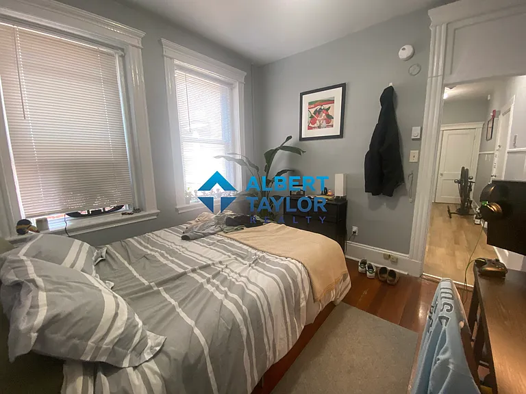 881 Huntington Ave #7 — Photo 6