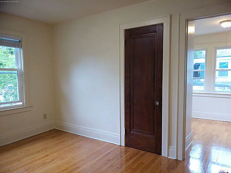 400 Harvard Pl #1 — Photo 21