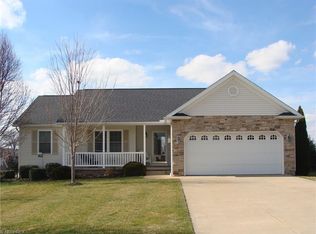 355 Spring Run Dr, Apple Creek, OH 44606