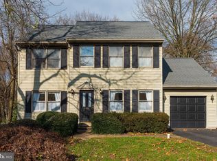 4104 Bugle Ln, Upper Chichester, PA 19061