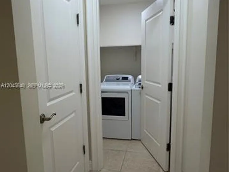 16100 Emerald Estates Dr #CU-281 — Photo 7