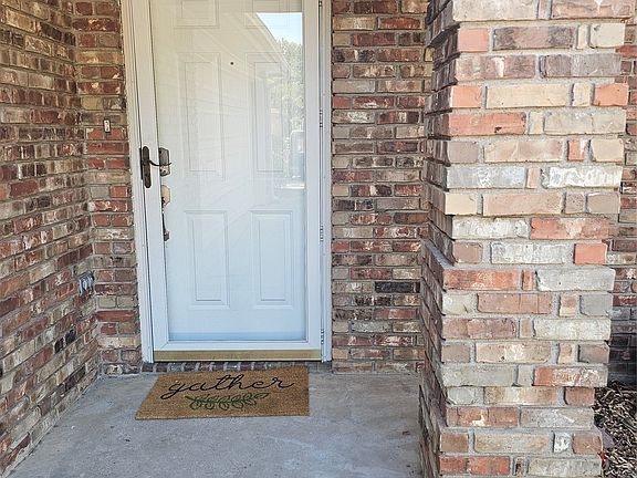 3rd image of 6300 Brownlee Ln